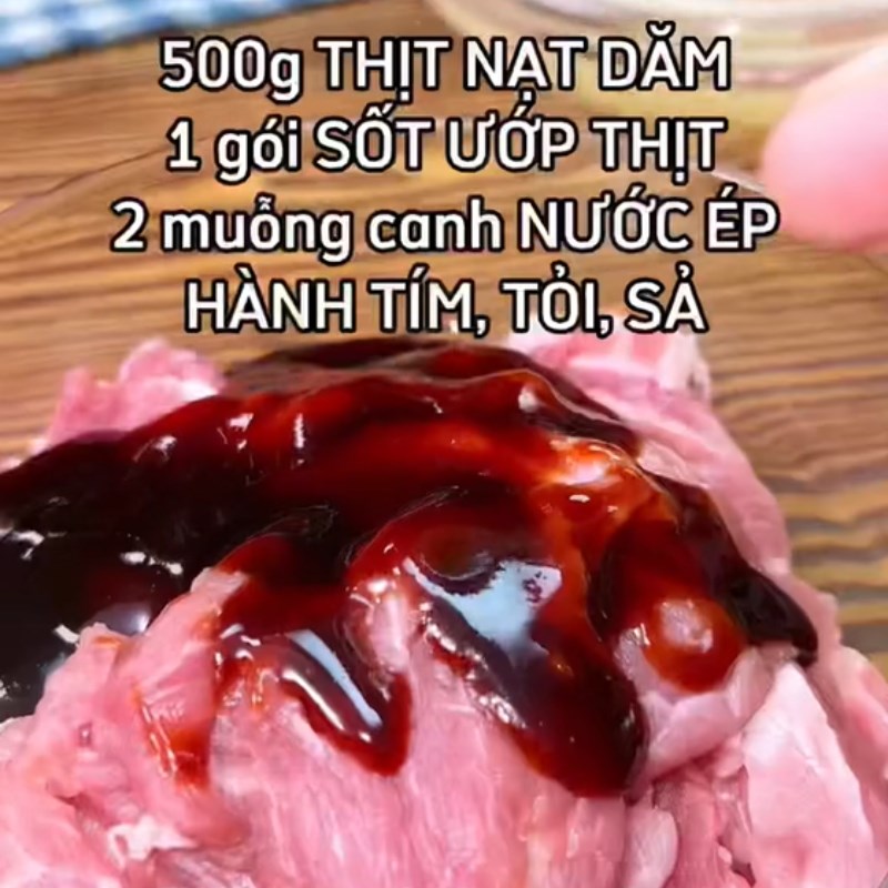 Bước 2 Ướp thịt Bánh bao kẹp thịt (Công thức được chia từ Tiktok Cách Nấu Ngon cùng Cách Nấu Ngon)