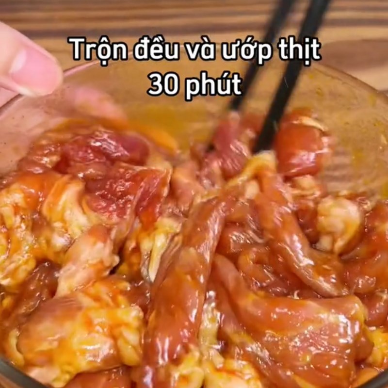 Bước 2 Ướp thịt Bánh bao kẹp thịt (Công thức được chia từ Tiktok Cách Nấu Ngon cùng Cách Nấu Ngon)