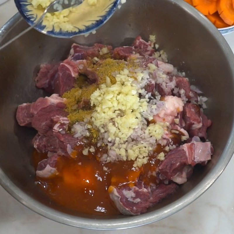 Bước 2 Ướp thịt bò Bò kho xí muội