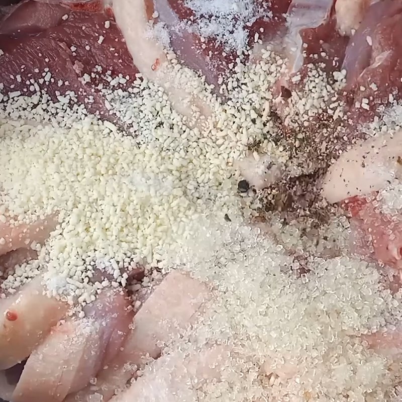 Bước 3 Ướp thịt vịt Canh vịt hầm đu đủ