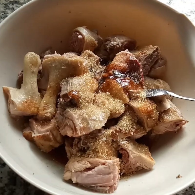 Bước 3 Ướp vịt Vịt kho ngũ vị
