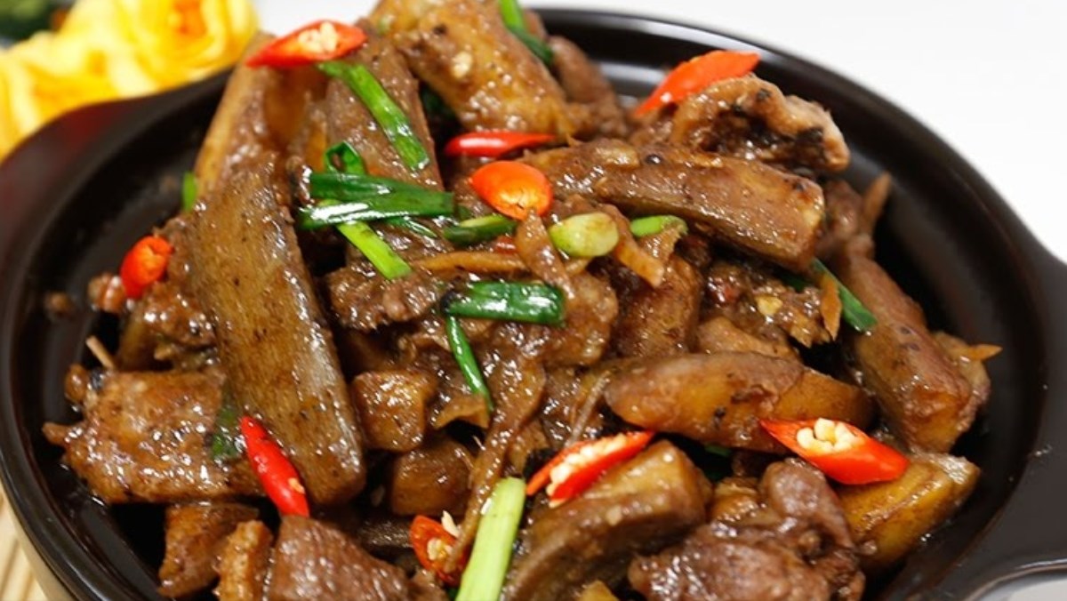 Vịt kho chuối xanh