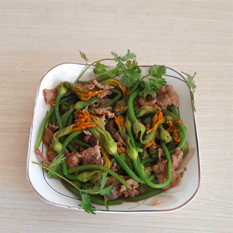 Bước 4 Thành phẩm Bông bí xào thịt bò