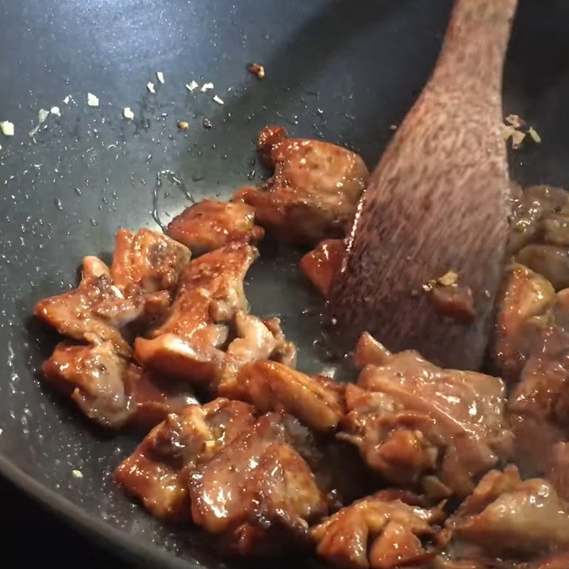 Bước 6 Xào các nguyên liệu Bánh ú bá trạng thuyền rồng