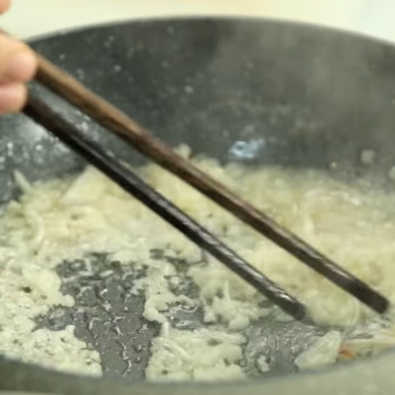 Bước 6 Xào gạch cua Canh cua tôm chua