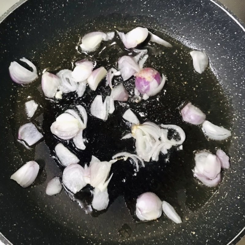 Bước 3 Xào lòng gà Su su xào lòng gà