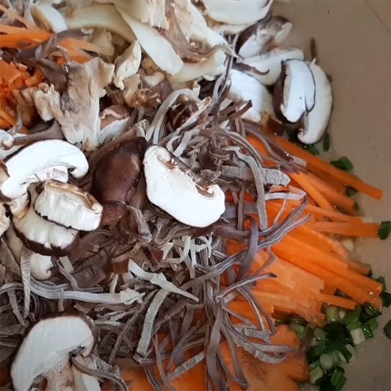 Bước 2 Xào nhân Thịt đông-pate chay