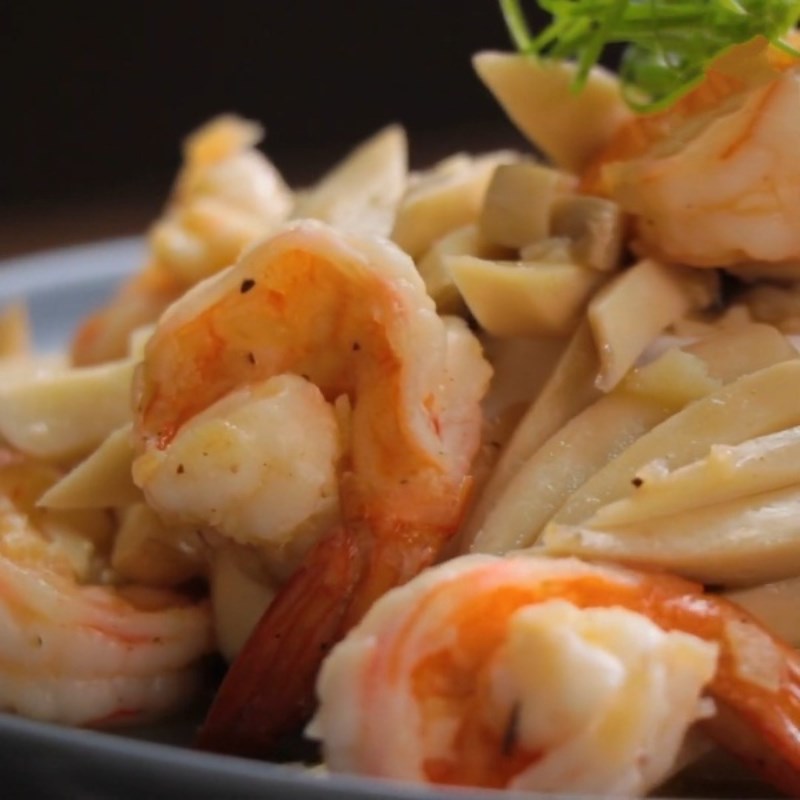 Bước 4 Thành phẩm Tôm xào nấm đùi gà