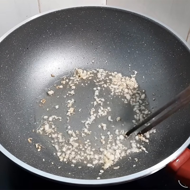 Bước 3 Xào sườn bò Sườn bò hầm sả