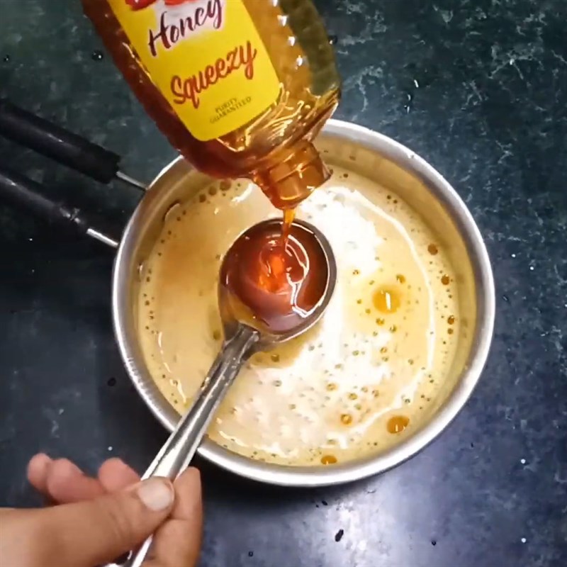 Bước 2 Xay bí đỏ Nước ép bí đỏ mật ong