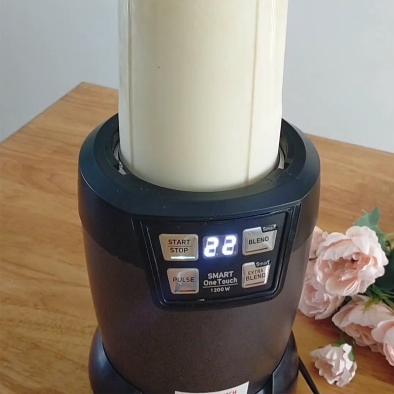 Bước 2 Xay mít với sữa Sinh tố mít