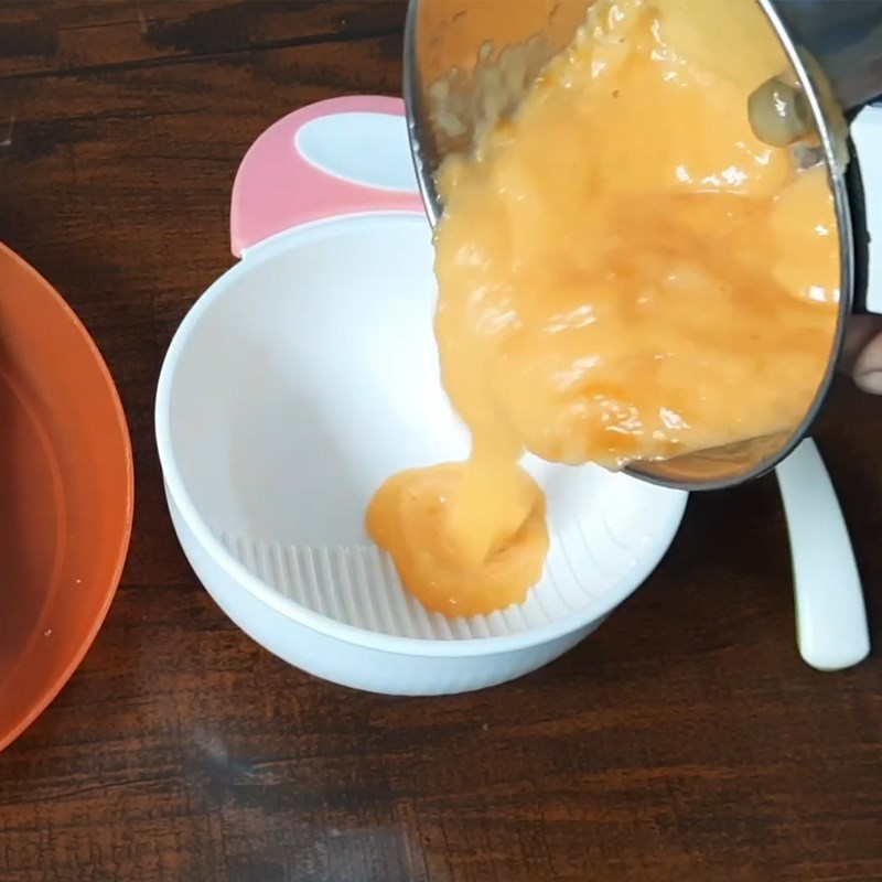 Bước 2 Xay sinh tố đu đủ Sinh tố đu đủ sữa cho bé