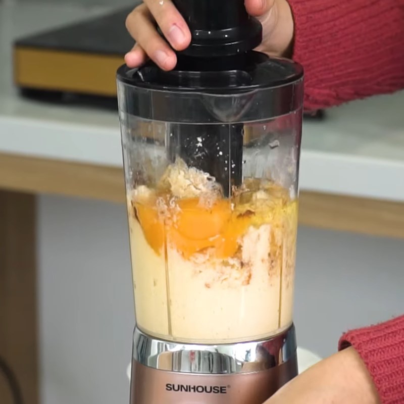 Bước 1 Xay trộn tất cả nguyên liệu bánh Bánh mì keto bằng nồi chiên không dầu