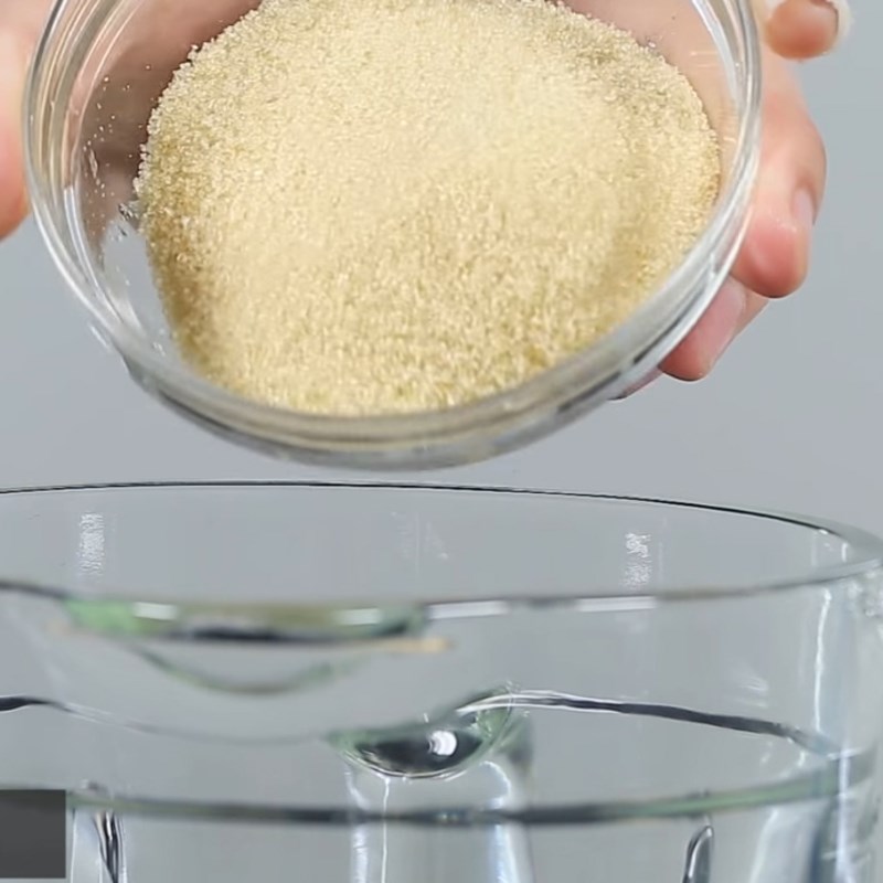 Bước 1 Xay trứng với đường và sữa Sữa trứng gà